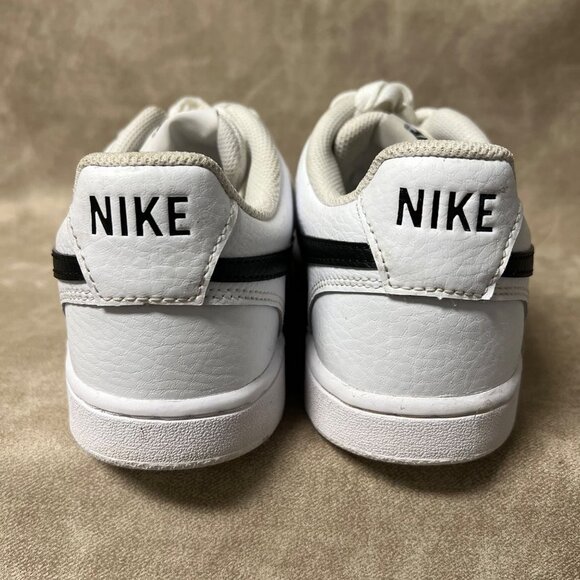 Nike Men's Court Vision Low Sneaker Sz8 - Picture 3 of 9